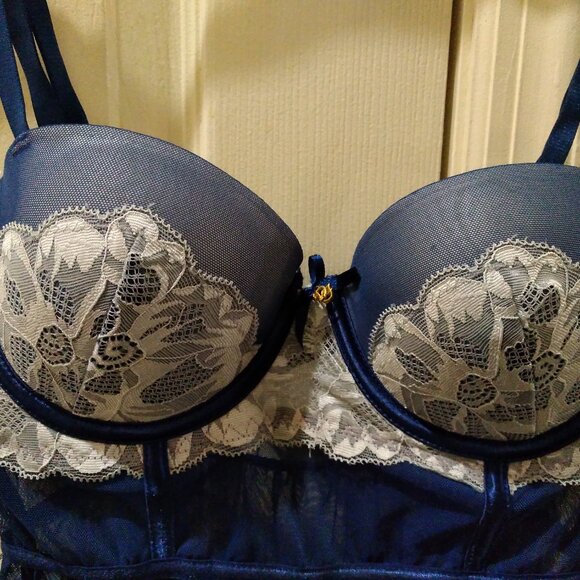 Daisy Fuentes blue and white lace babydoll - Picture 2 of 4